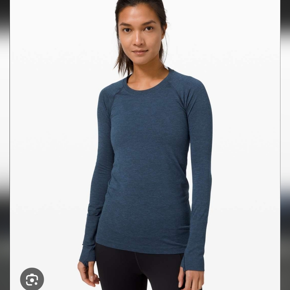 LuluLemon - Swiftly Tech Long Sleeve - Navy Blue - Size 8